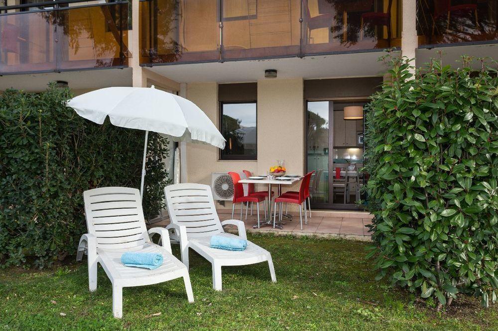 Residence Pierre & Vacances Les Jardins Ombrages Mandelieu Buitenkant foto
